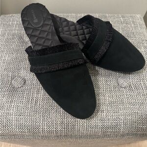 Birdies Ani Fringe Black Suede slip-on